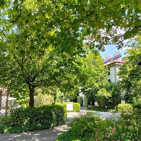 Savoia Hotel Country House Bologna Exterior photo