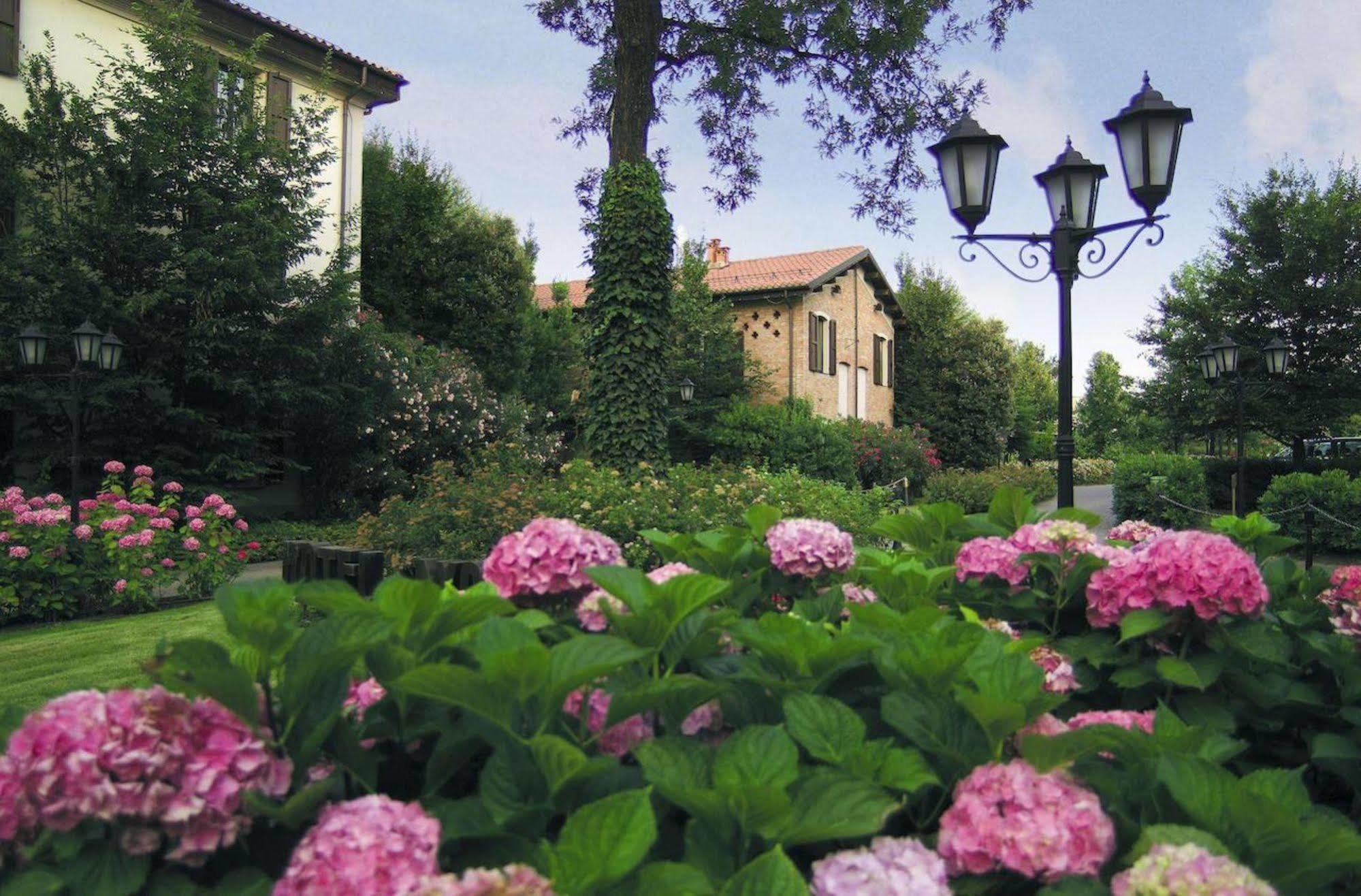 Savoia Hotel Country House Bologna Exterior photo